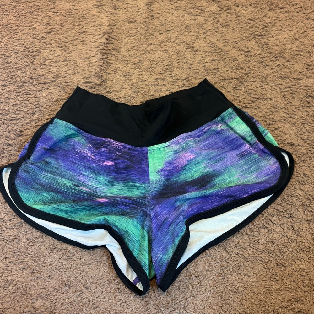 Lululemon Drop It Low Run Shorts Rio Nights Multi Purple Roll Waist Mid Rise 8 - Picture 2 of 9